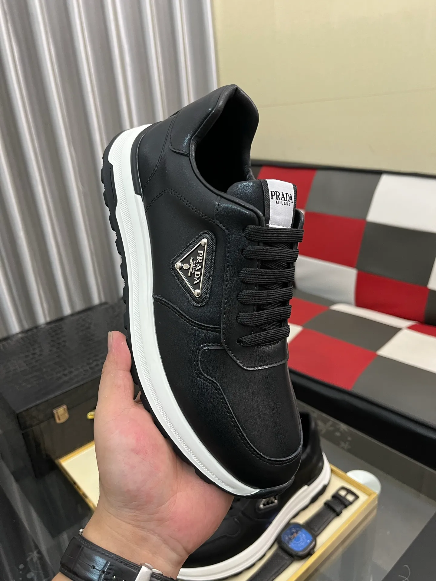 Men's shoes 💰420⌚️⌚️【PRADA】Prada casual shoes, originally developed 1:1, made of high-mercerized cowhide with imported cowhide, silk sheepskin lining, rubber outsole, comfortable and soft on the foot, size: 38-442️⃣Colors available